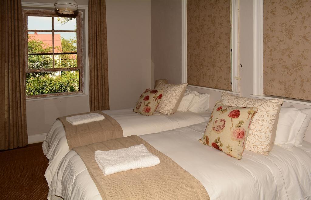 Toad Hall Guest House Wakkerstroom Dış mekan fotoğraf